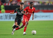 B体育下载-伤病潮袭来，球队需寻找替补人选