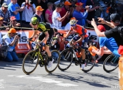 B体育平台-伊朗强队寻求突围，全力以赴