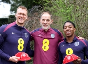 B体育官方登录入口-英格兰客场-大胜圣马力诺，凯恩上演帽子戏法的简单介绍