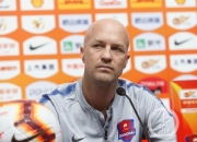 B体育在线登录-关于重庆斯威在主场击败大连一方，全取三分的信息