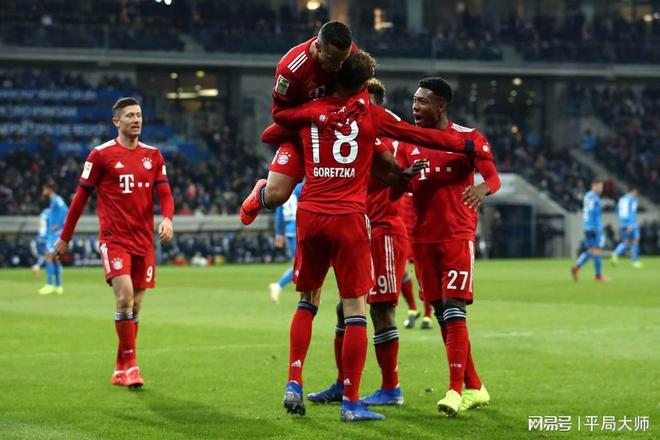 柏林赫塔靠着神奇进球逆袭，赢得胜利