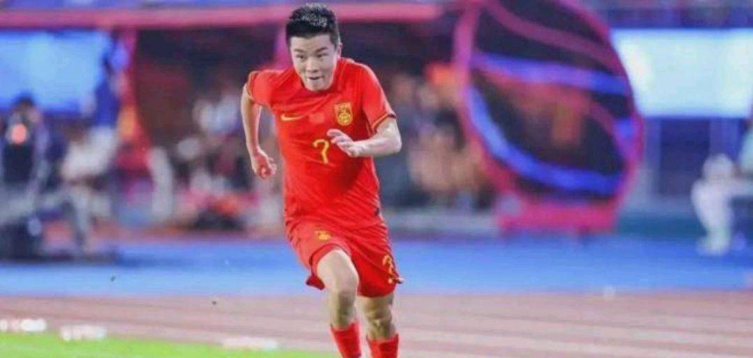 球员代表着国家荣誉,比赛中的表现至关重要的简单介绍 球员代表着国家荣誉,比赛中的表现至关重要的简单介绍