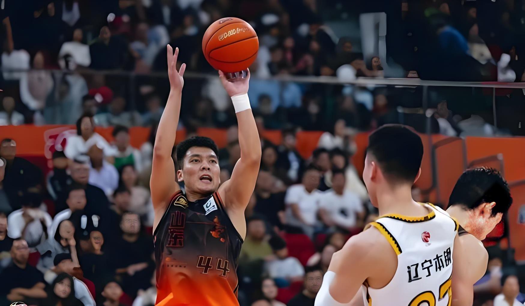 山东男篮前三节领先，安全取胜