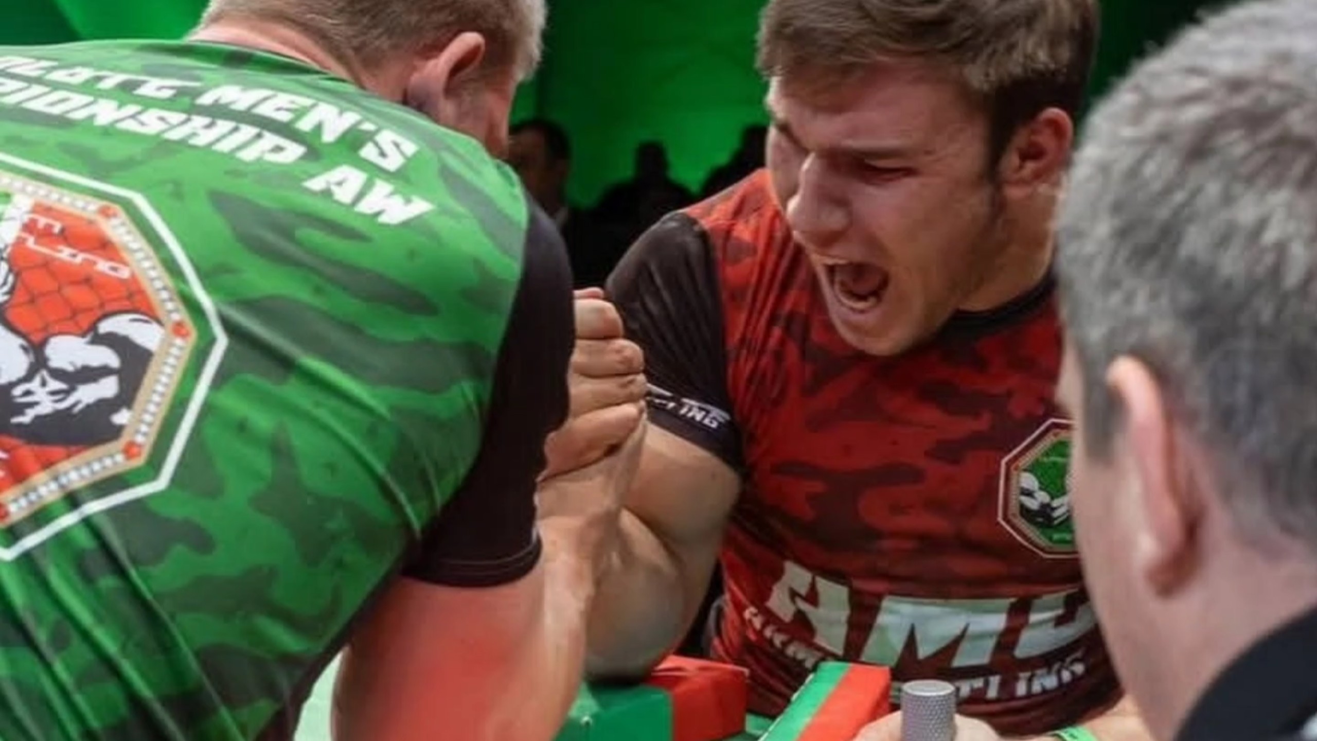 关于马赛领袖在一场重要比赛中力克对手，展现出强大实力的信息