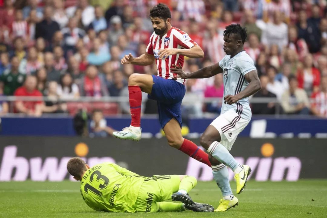 埃瓦尔成功逆袭，逆转比分取得胜利