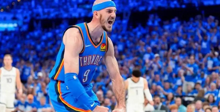 埃瓦尔成功逆袭，逆转比分取得胜利