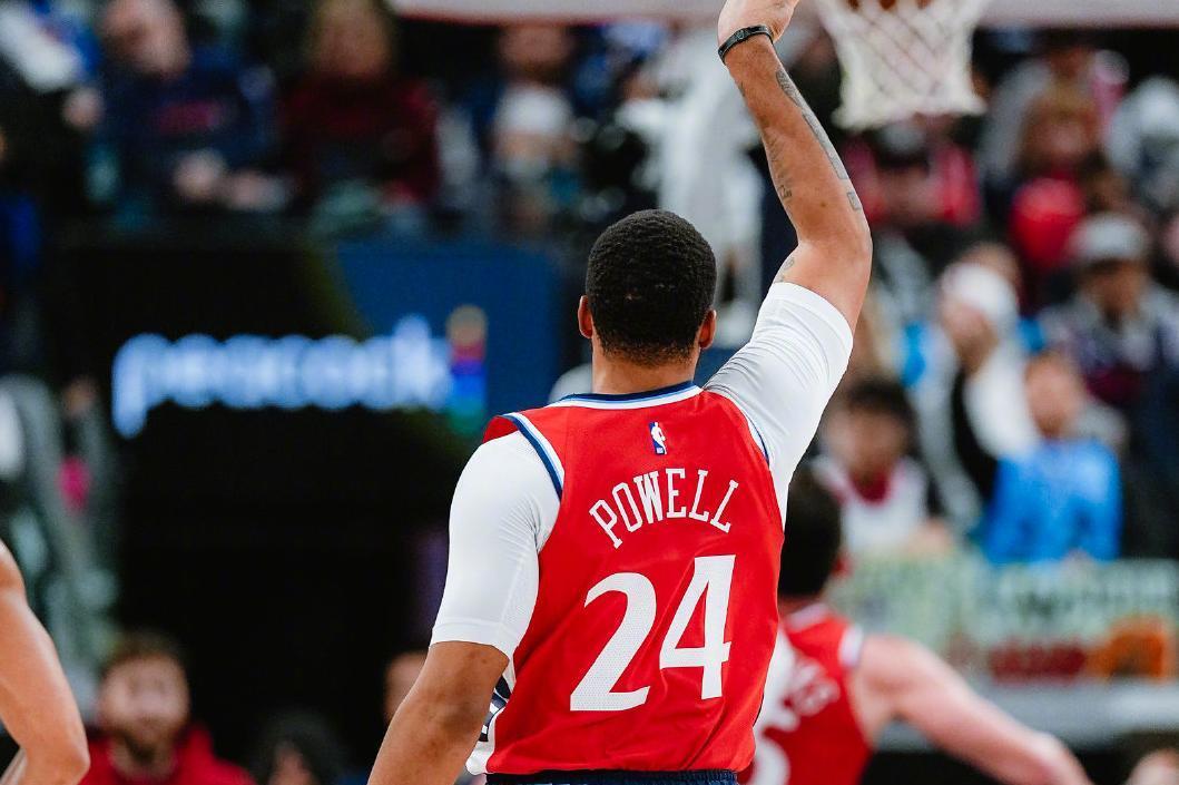 快船横扫马刺，争夺西部领先位置的简单介绍