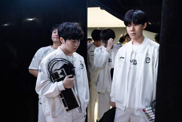 关于国内豪门再度对决，胜者谁人笑？的信息