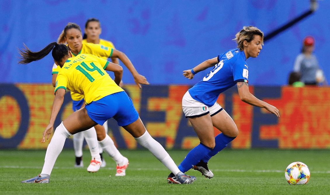 哥斯达黎加女足逆袭挺进八强，男足再度失利的简单介绍