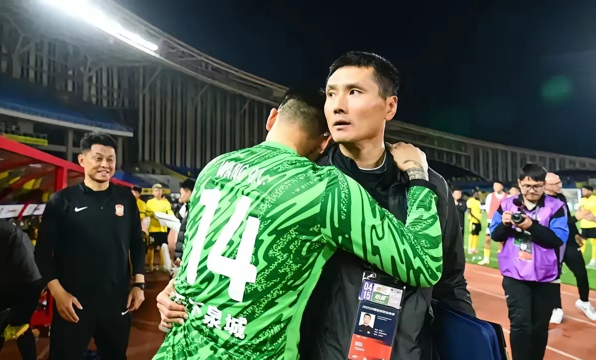 重庆力帆客战山东鲁能，力争三分的简单介绍