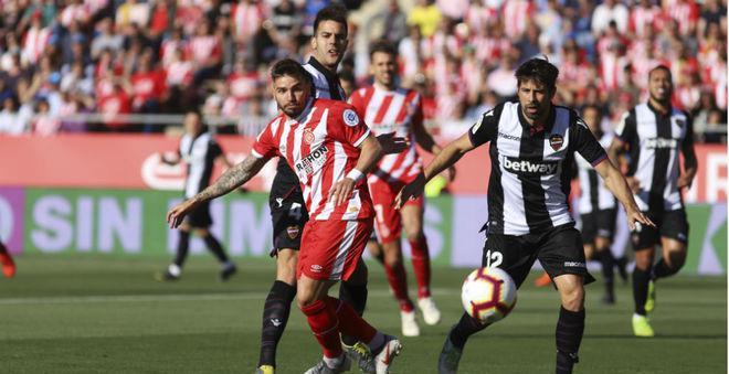 包含罗马战胜瓦伦西亚，积分榜上攀升的词条